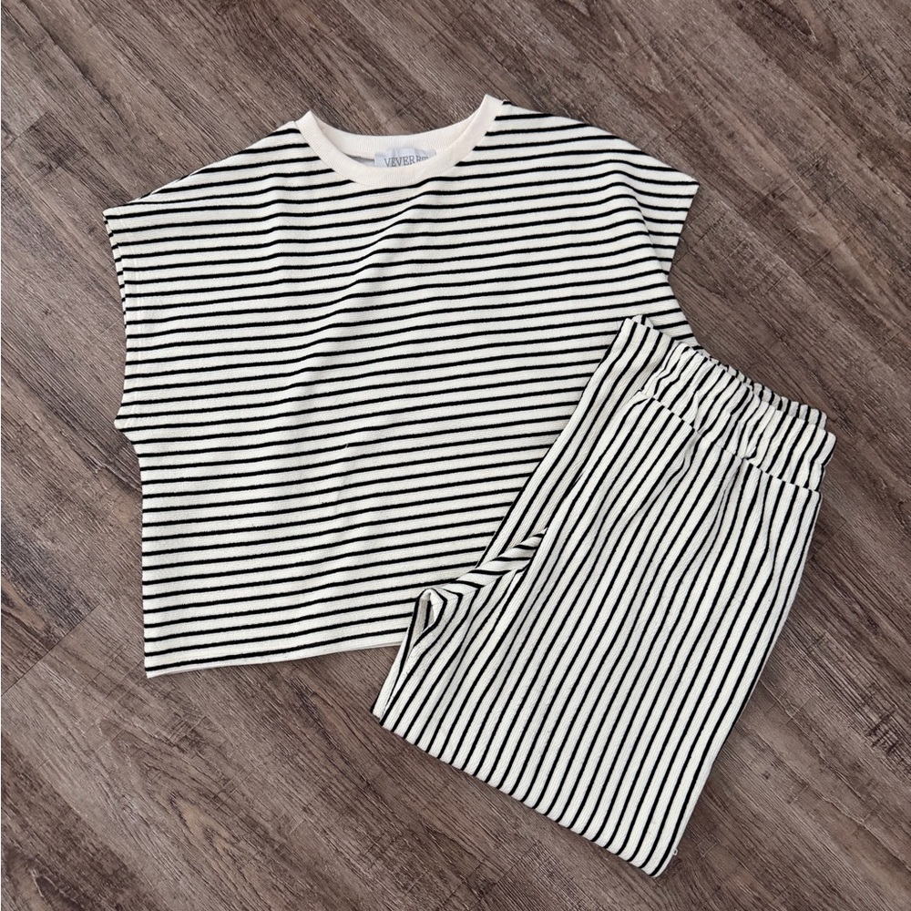 Black and White Striped Women's Set